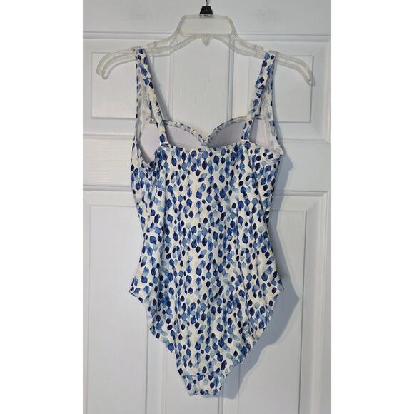 Nip Tuck Petal Plunge Isla Size 10 Multi Cup One Piece Swimsuit  Tummy Control - Picture 3 of 6